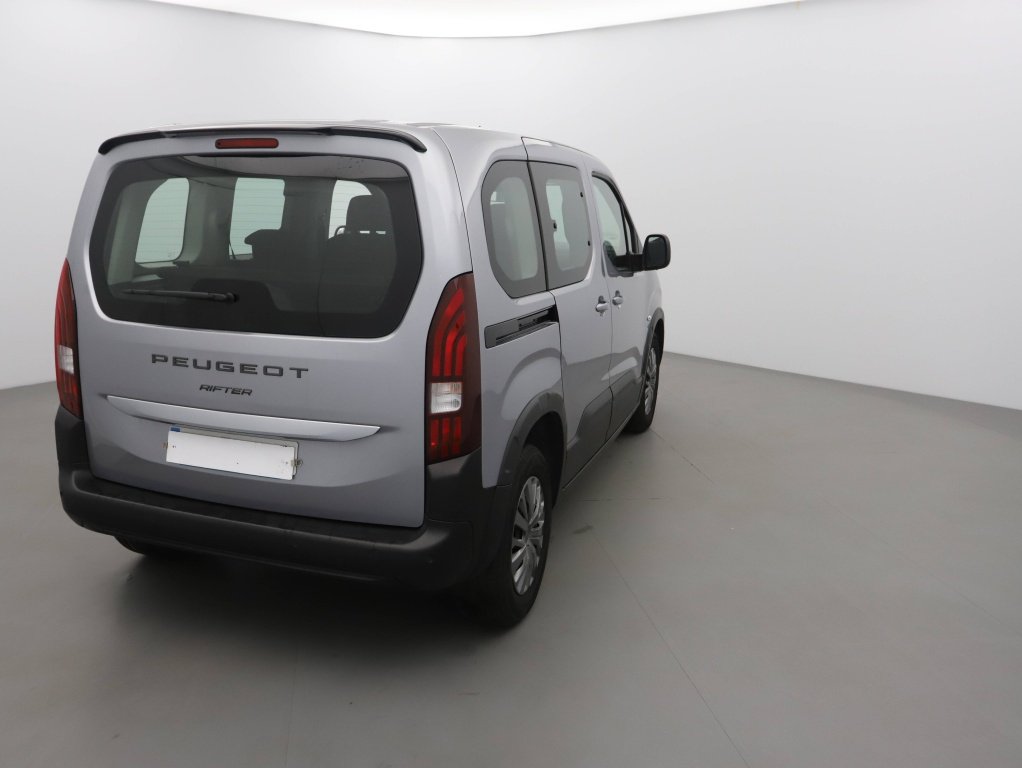 PEUGEOT RIFTER TAILLE M – 1.5 BLUEHDI 100CH S&S ALLURE 5 PLACES