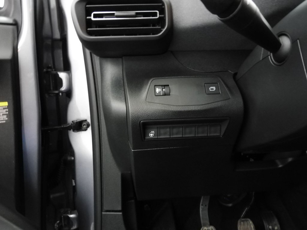 PEUGEOT RIFTER TAILLE M – 1.5 BLUEHDI 100CH S&S ALLURE 5 PLACES