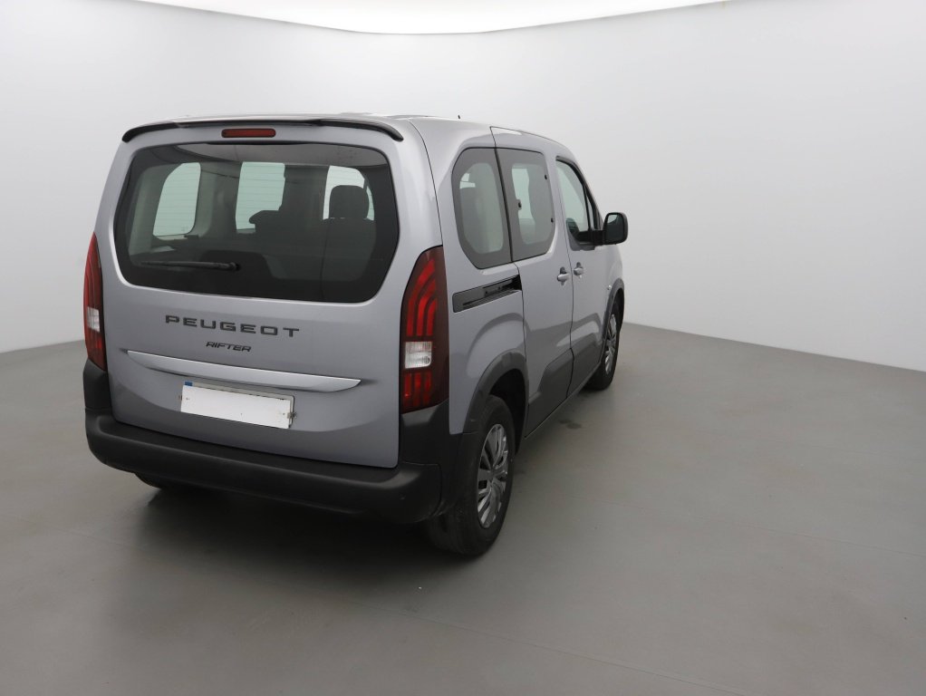 PEUGEOT RIFTER TAILLE M – 1.5 BLUEHDI 100CH S&S ALLURE 5 PLACES