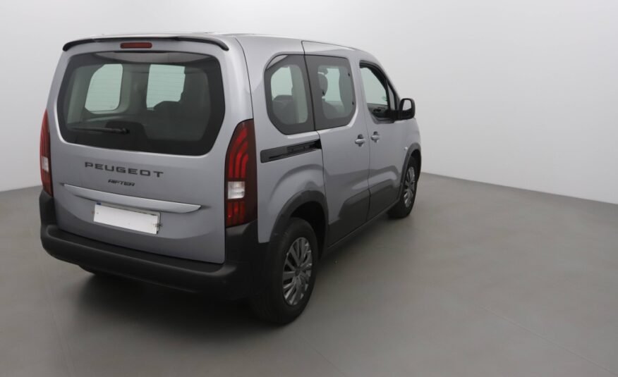 PEUGEOT RIFTER TAILLE M – 1.5 BLUEHDI 100CH S&S ALLURE 5 PLACES