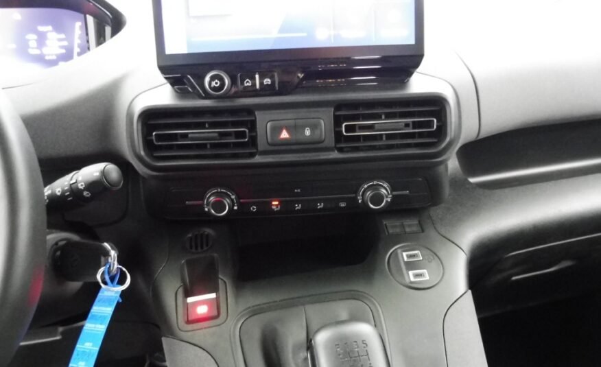PEUGEOT RIFTER TAILLE M – 1.5 BLUEHDI 100CH S&S ALLURE 5 PLACES