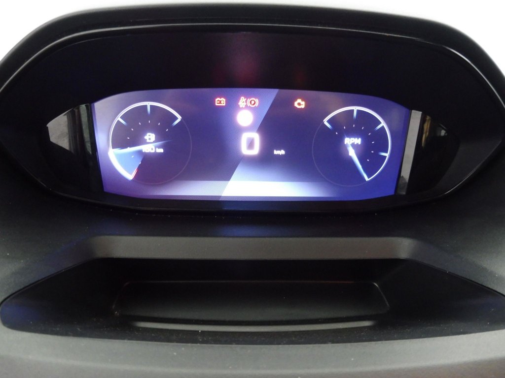 PEUGEOT RIFTER TAILLE M – 1.5 BLUEHDI 100CH S&S ALLURE 5 PLACES