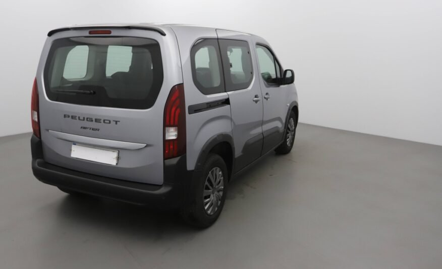PEUGEOT RIFTER TAILLE M – 1.5 BLUEHDI 100CH S&S ALLURE 5 PLACES