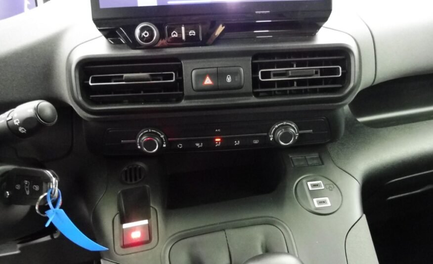 PEUGEOT RIFTER TAILLE M – 1.5 BLUEHDI 100CH S&S ALLURE 5 PLACES