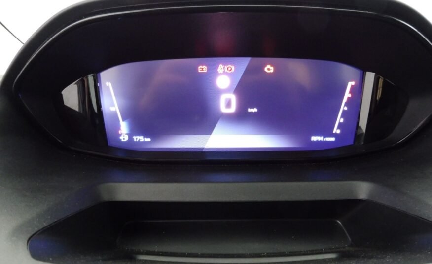 PEUGEOT RIFTER TAILLE M – 1.5 BLUEHDI 100CH S&S ALLURE 5 PLACES