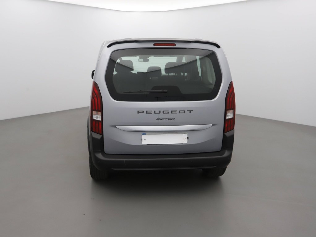 PEUGEOT RIFTER TAILLE M – 1.5 BLUEHDI 100CH S&S ALLURE 5 PLACES