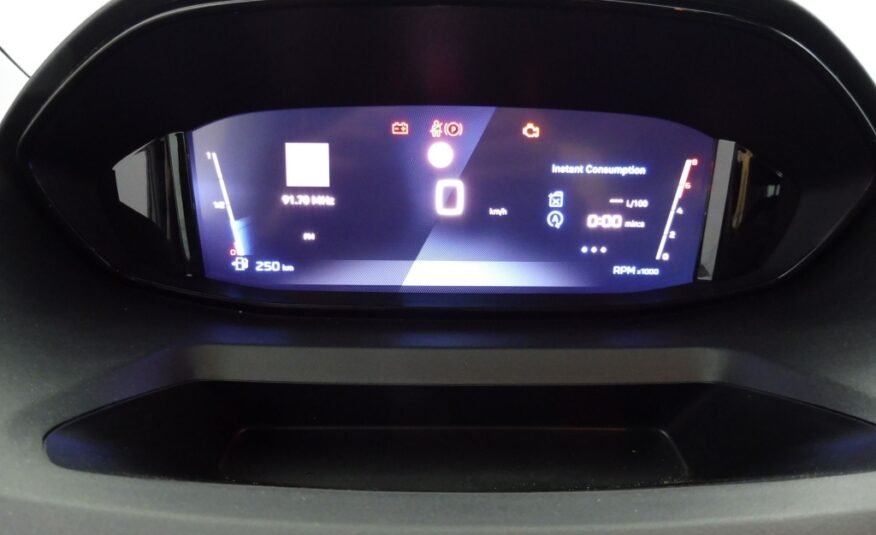 PEUGEOT RIFTER TAILLE M – 1.5 BLUEHDI 100CH S&S ALLURE 5 PLACES