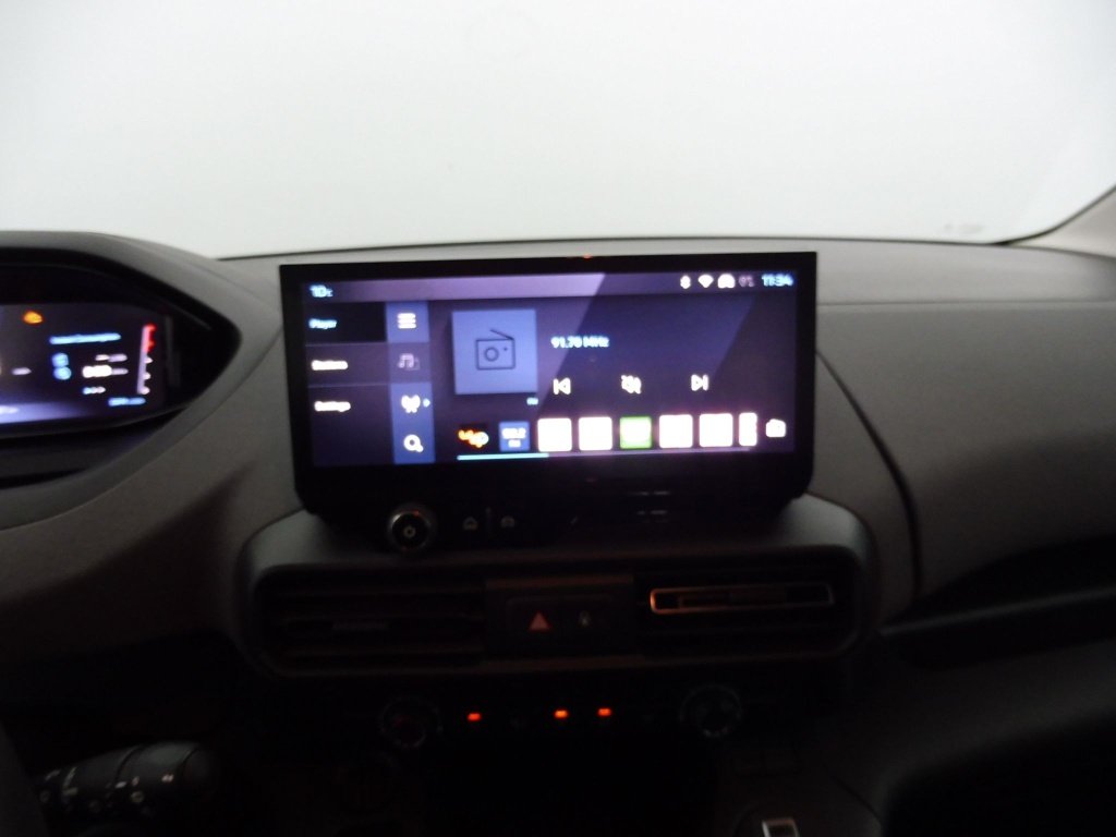 PEUGEOT RIFTER TAILLE M – 1.5 BLUEHDI 100CH S&S ALLURE 5 PLACES