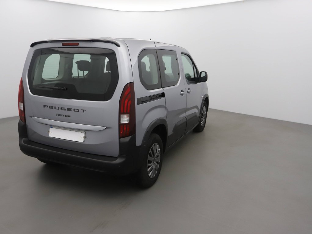 PEUGEOT RIFTER TAILLE M – 1.5 BLUEHDI 100CH S&S ALLURE 5 PLACES