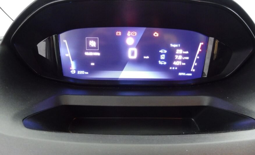 PEUGEOT RIFTER TAILLE M – 1.5 BLUEHDI 100CH S&S ALLURE 5 PLACES