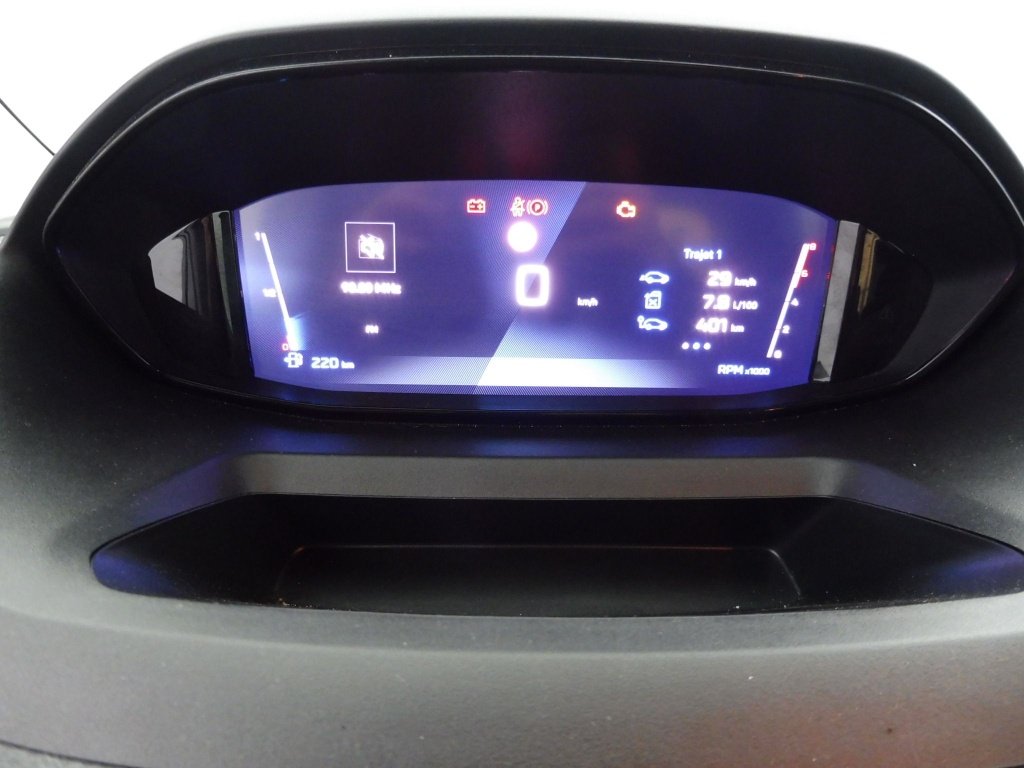 PEUGEOT RIFTER TAILLE M – 1.5 BLUEHDI 100CH S&S ALLURE 5 PLACES