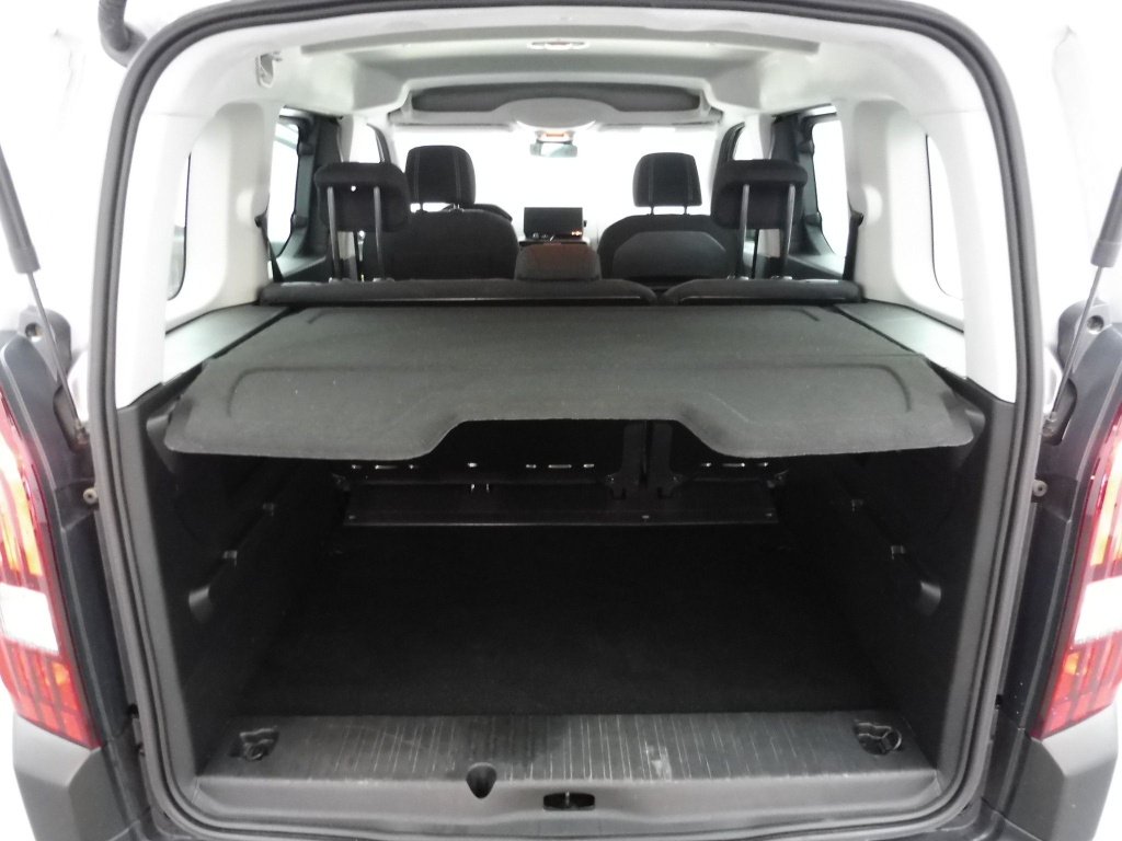 PEUGEOT RIFTER TAILLE M – 1.5 BLUEHDI 100CH S&S ALLURE 5 PLACES