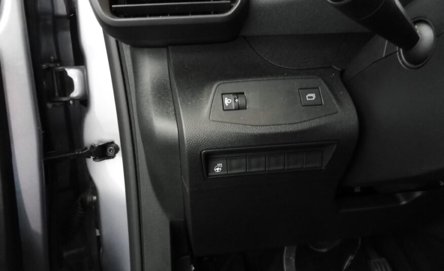 PEUGEOT RIFTER TAILLE M – 1.5 BLUEHDI 100CH S&S ALLURE 5 PLACES
