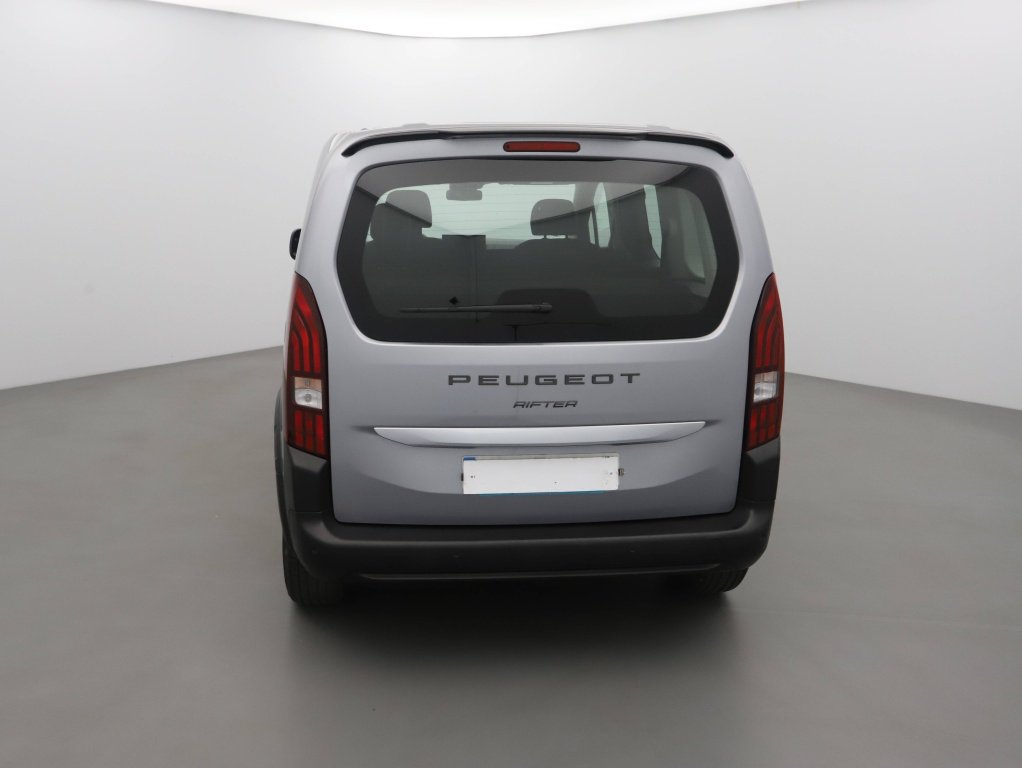 PEUGEOT RIFTER TAILLE M – 1.5 BLUEHDI 100CH S&S ALLURE 5 PLACES