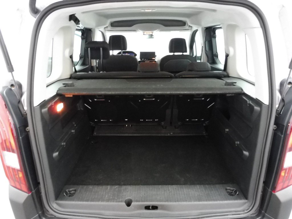 PEUGEOT RIFTER TAILLE M – 1.5 BLUEHDI 100CH S&S ALLURE 5 PLACES