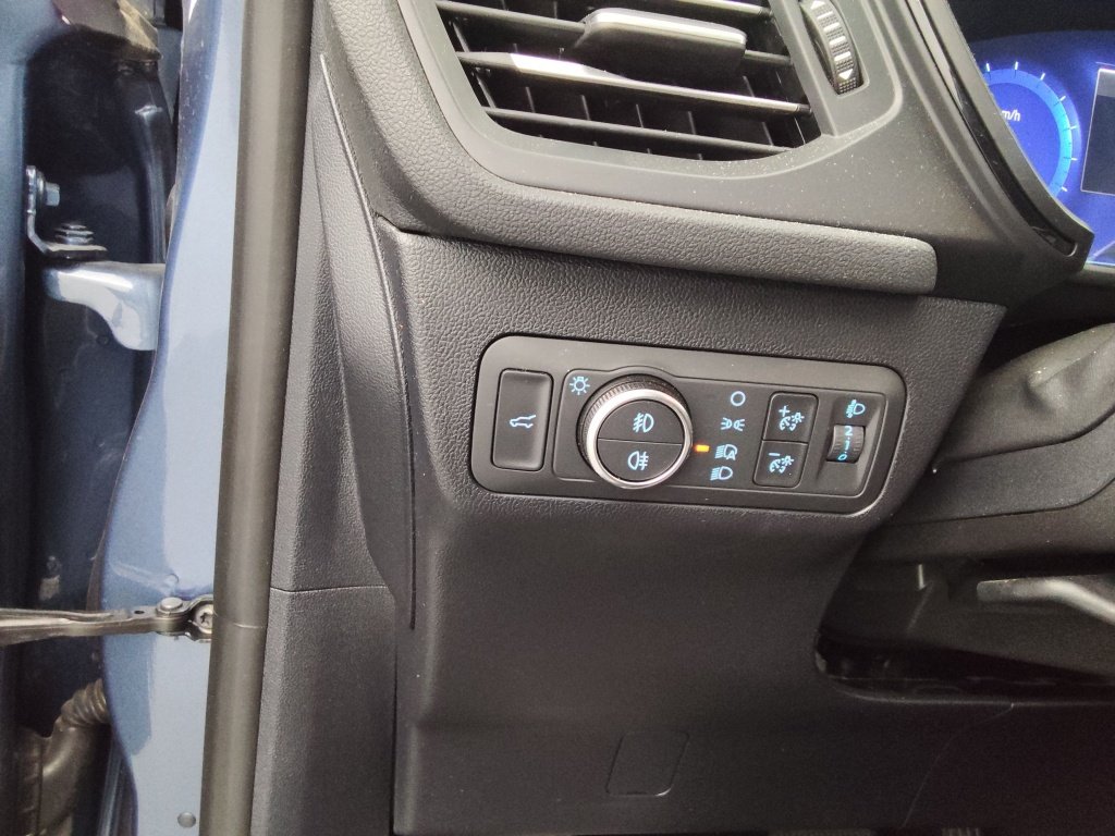 FORD KUGA 2.0 TDCI 120CH ST-LINE POWERSHIFT