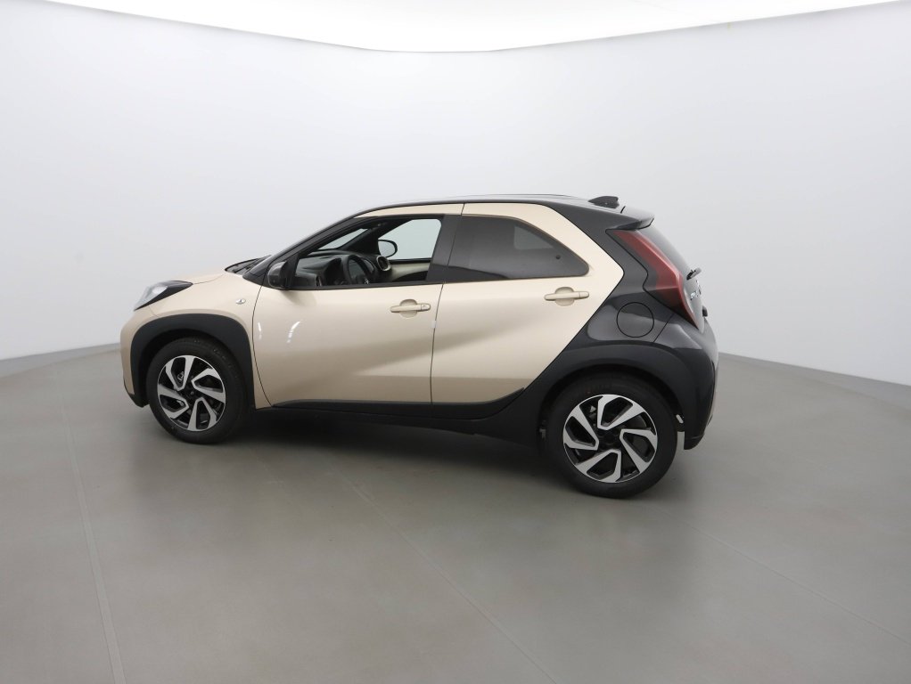 TOYOTA AYGO X 1.0 VVT-I 72CH TEAM PLAYER