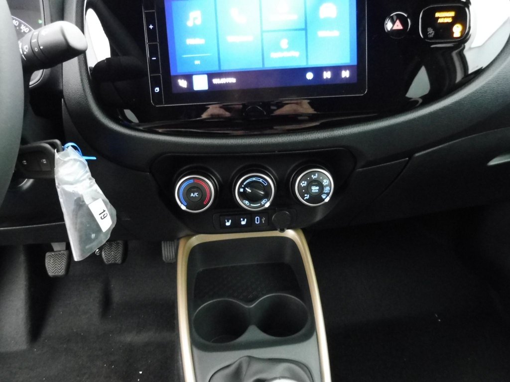 TOYOTA AYGO X 1.0 VVT-I 72CH TEAM PLAYER