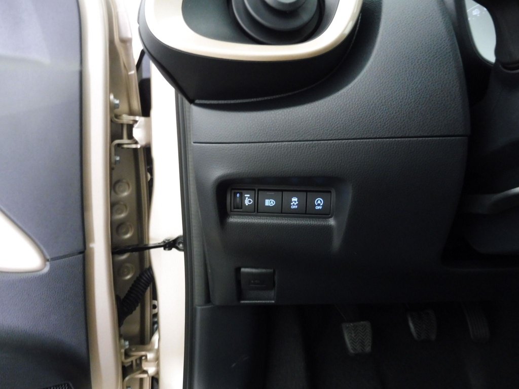 TOYOTA AYGO X 1.0 VVT-I 72CH TEAM PLAYER