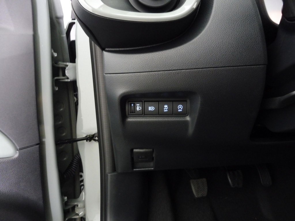 TOYOTA AYGO X 1.0 VVT-I 72CH TEAM PLAYER