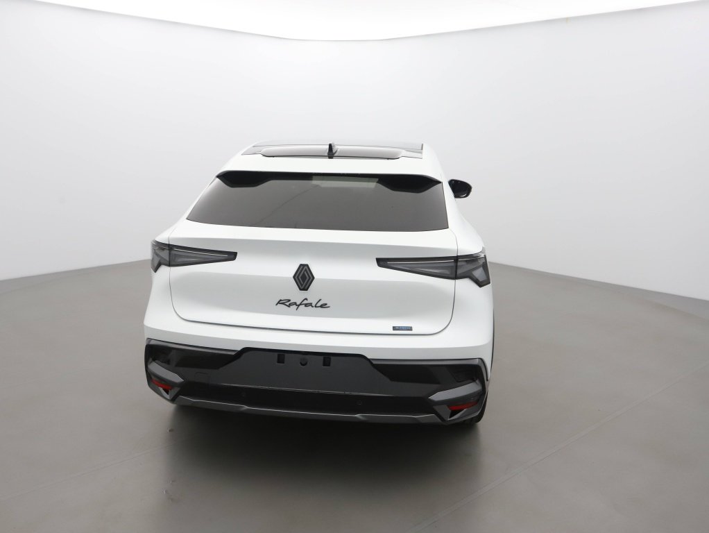 RENAULT RAFALE 1.2 E-TECH FULL HYBRID 200CH ESPRIT ALPINE – 25