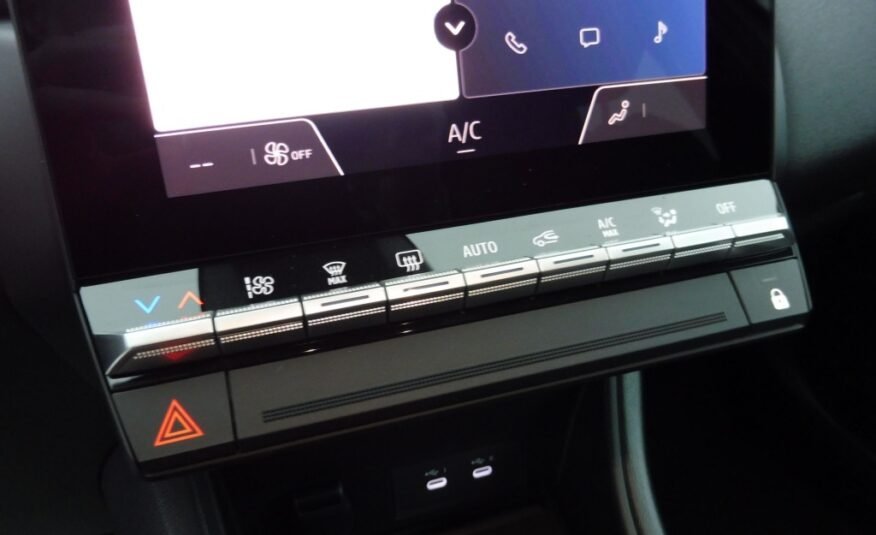 RENAULT Captur 1.3 TCE MILD HYBRID 140CH TECHNO