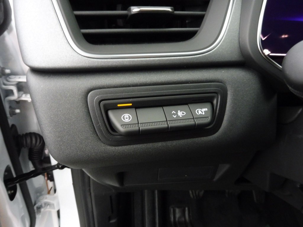 RENAULT Captur 1.3 TCE MILD HYBRID 140CH TECHNO