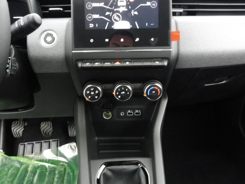 RENAULT CLIO V 1.0 TCE 90CH EVOLUTION – 24
