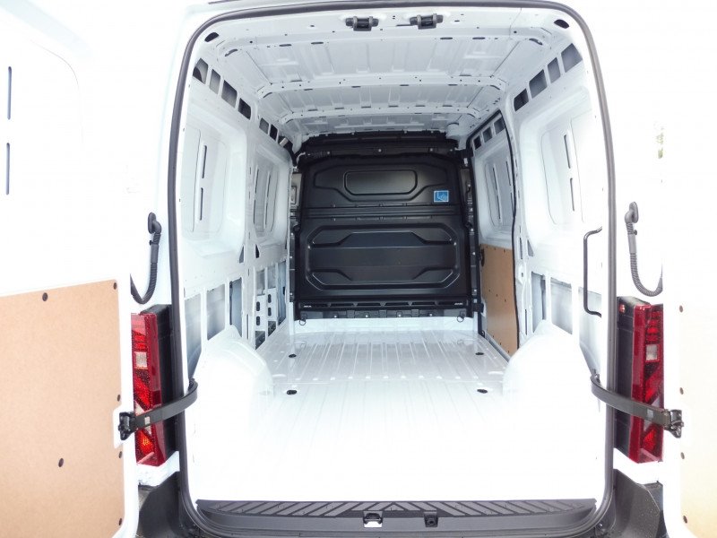 RENAULT Master F3500 L2H2 2.0 BLUE DCI 150CH EXTRA – 25