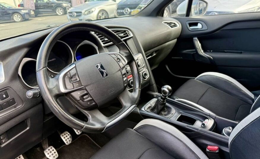 CITROEN DS4 2.0 HDi135 So Chic