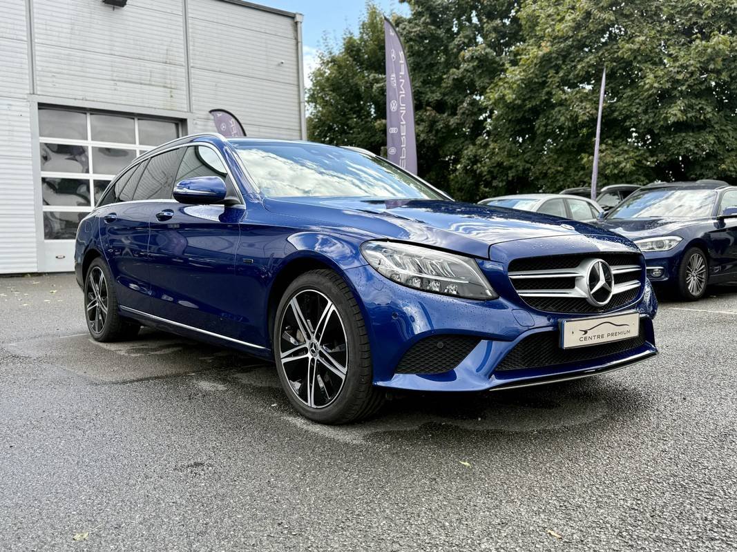 MERCEDES C300 2021