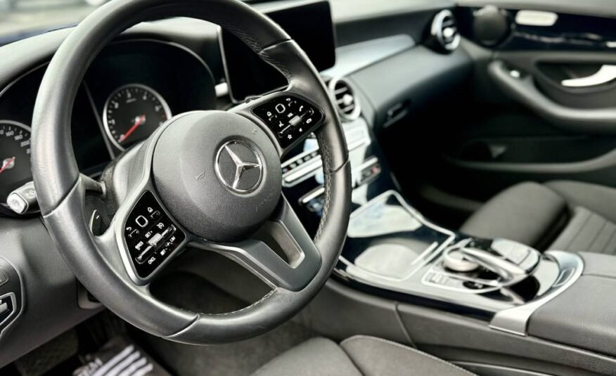 MERCEDES C300 2021