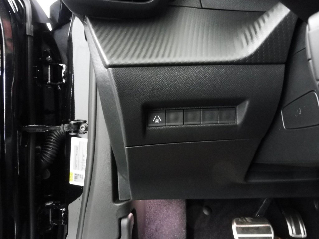 PEUGEOT 2008 1.2 HYBRID 145CH GT E-DCS6