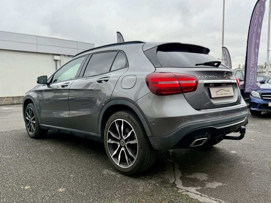 MERCEDES GLA 180D 109CH INTUITION 7G-DCT 2018