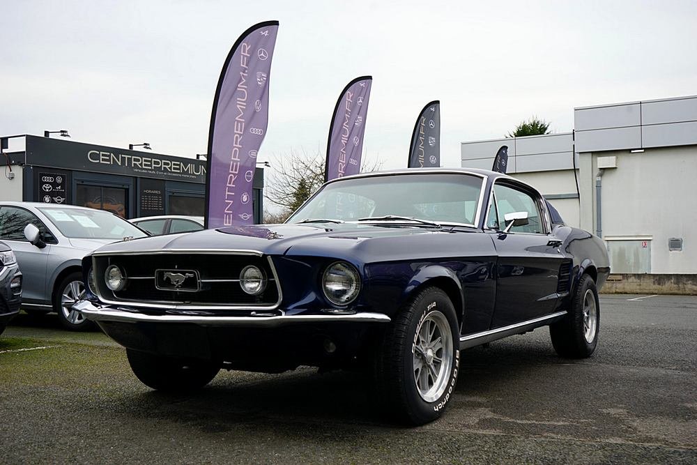 FORD MUSTANG FASTBACK GTA V8 220ch 1967