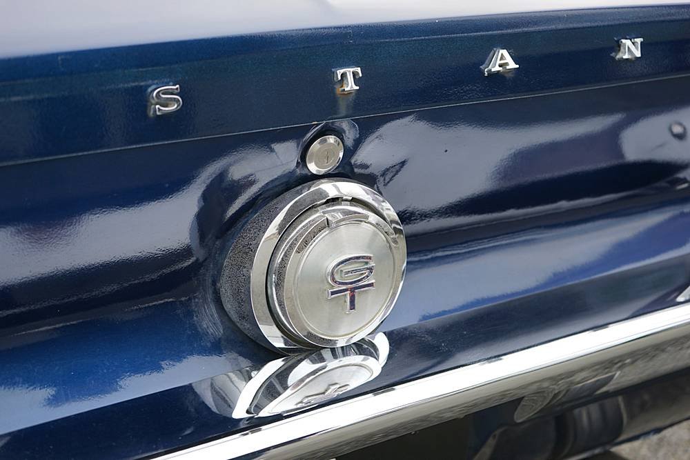 FORD MUSTANG FASTBACK GTA V8 220ch 1967