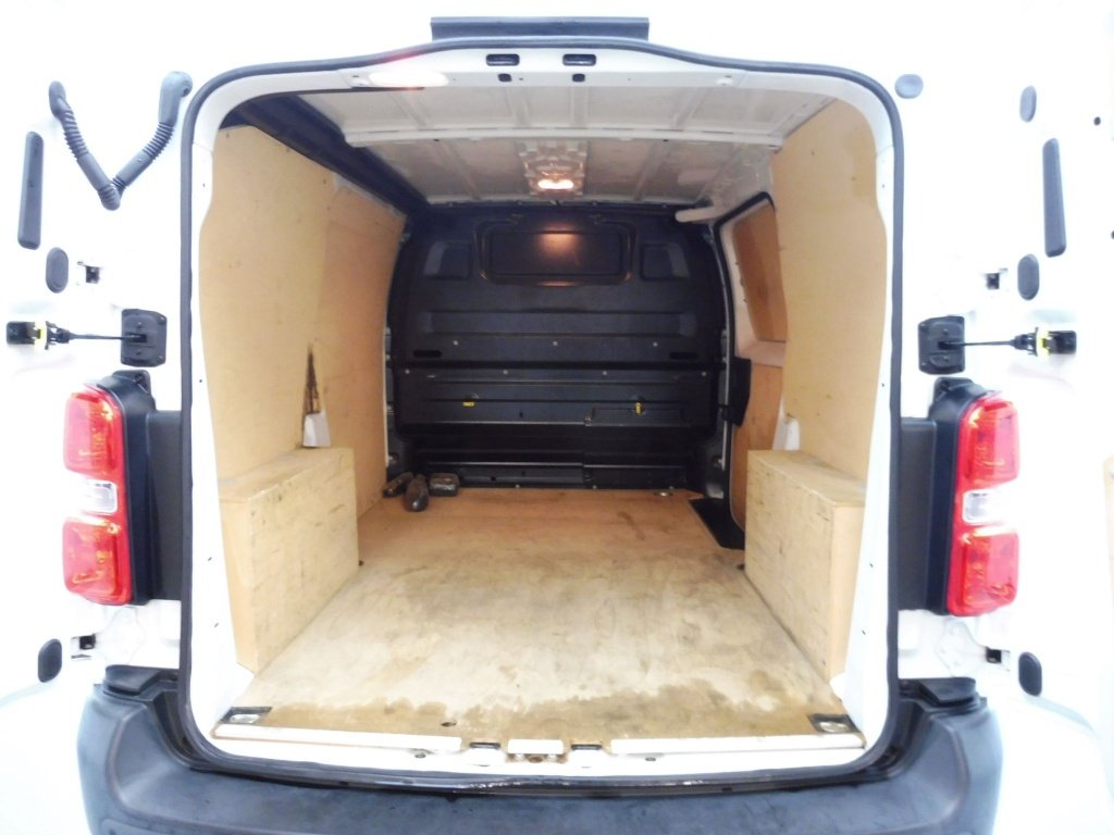 PEUGEOT Expert STANDARD 1.5 BLUEHDI 120CH S&S PREMIUM