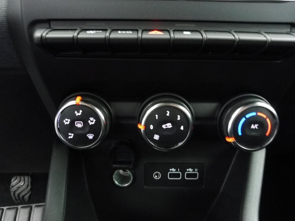 RENAULT Clio 1.5 BLUE DCI 100CH EVOLUTION