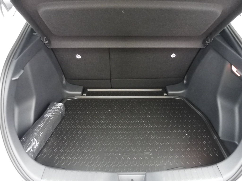 TOYOTA C-HR 1.8 140CH DYNAMIC NG23