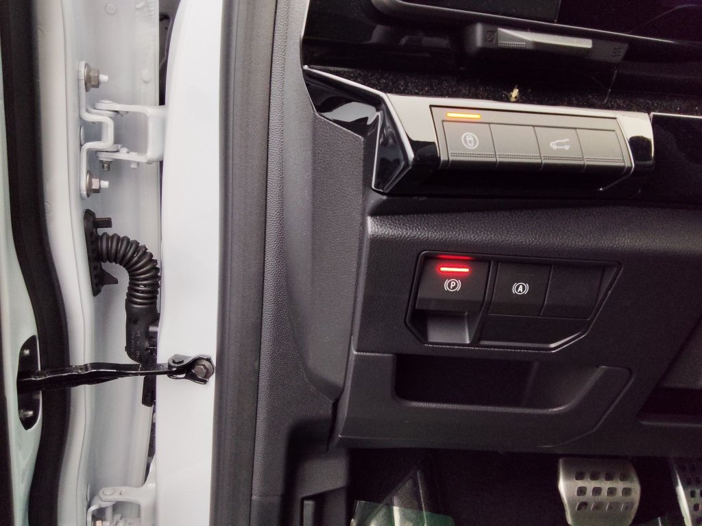 RENAULT Espace 1.2 E-TECH FULL HYBRID 200CH ESPRIT ALPINE 7 PLACES – 25