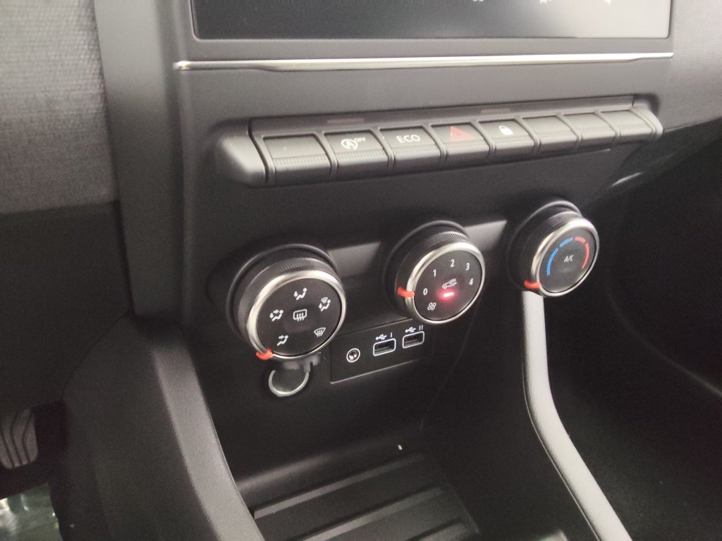 RENAULT Clio 1.5 DCI 100CH EVOLUTION – 25