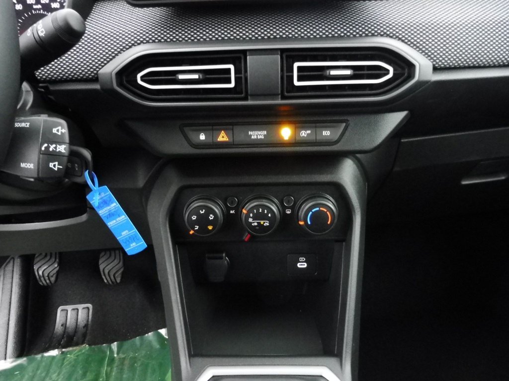 DACIA Jogger 1.0 ECO-G 100CH EXPRESSION 7 PLACES -24