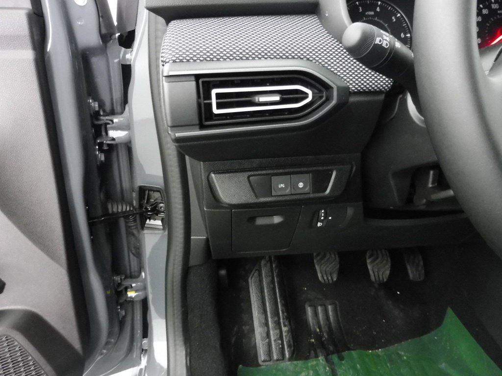 DACIA Jogger 1.0 ECO-G 100CH EXPRESSION 7 PLACES -24