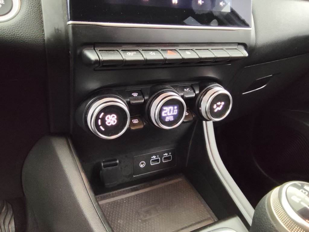 RENAULT Captur 1.0 TCE 90CH TECHNO