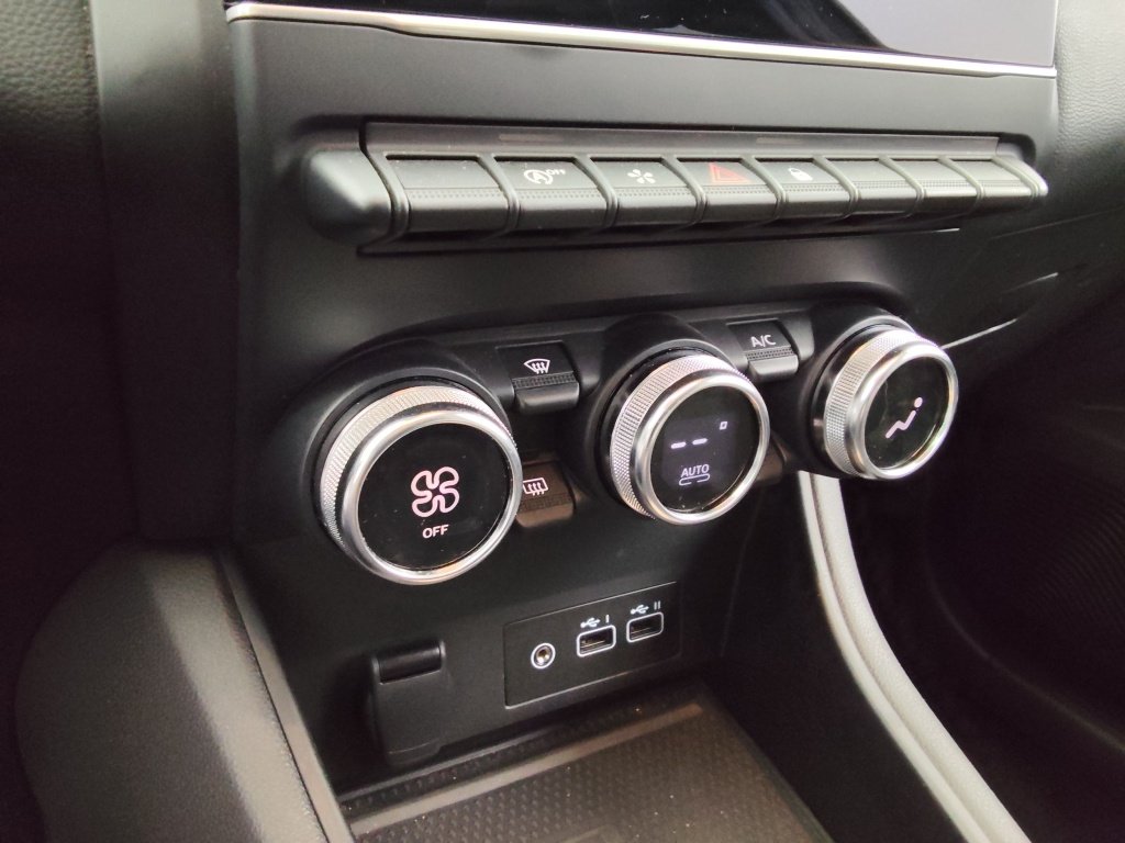 RENAULT Captur 1.0 TCE 90CH TECHNO