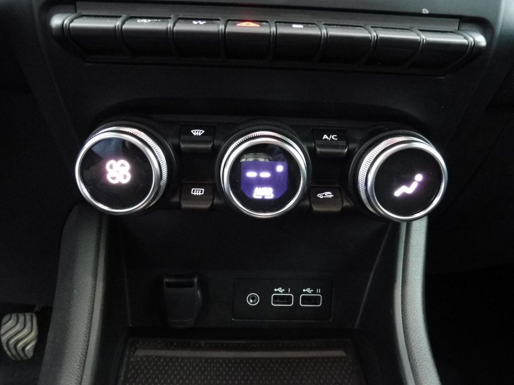 RENAULT Captur 1.0 TCE 90CH TECHNO