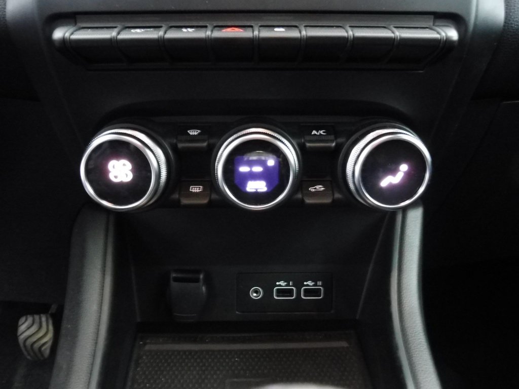 RENAULT Captur 1.0 TCE 90CH TECHNO