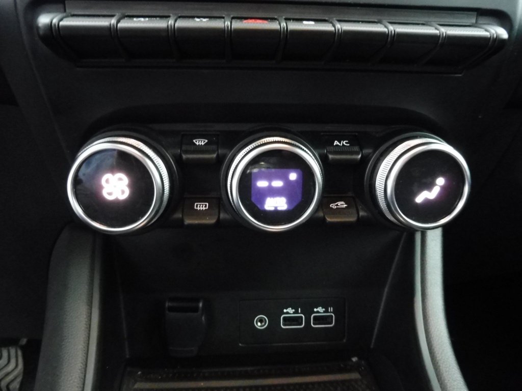 RENAULT Captur 1.0 TCE 90CH TECHNO