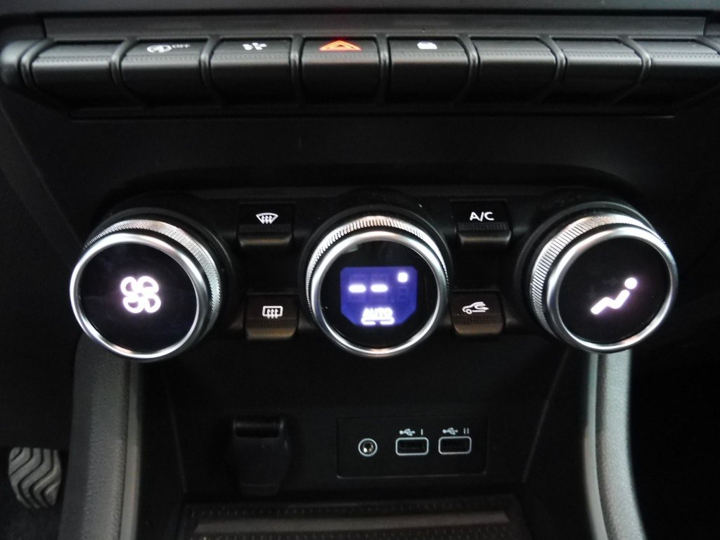 RENAULT Captur 1.0 TCE 90CH TECHNO