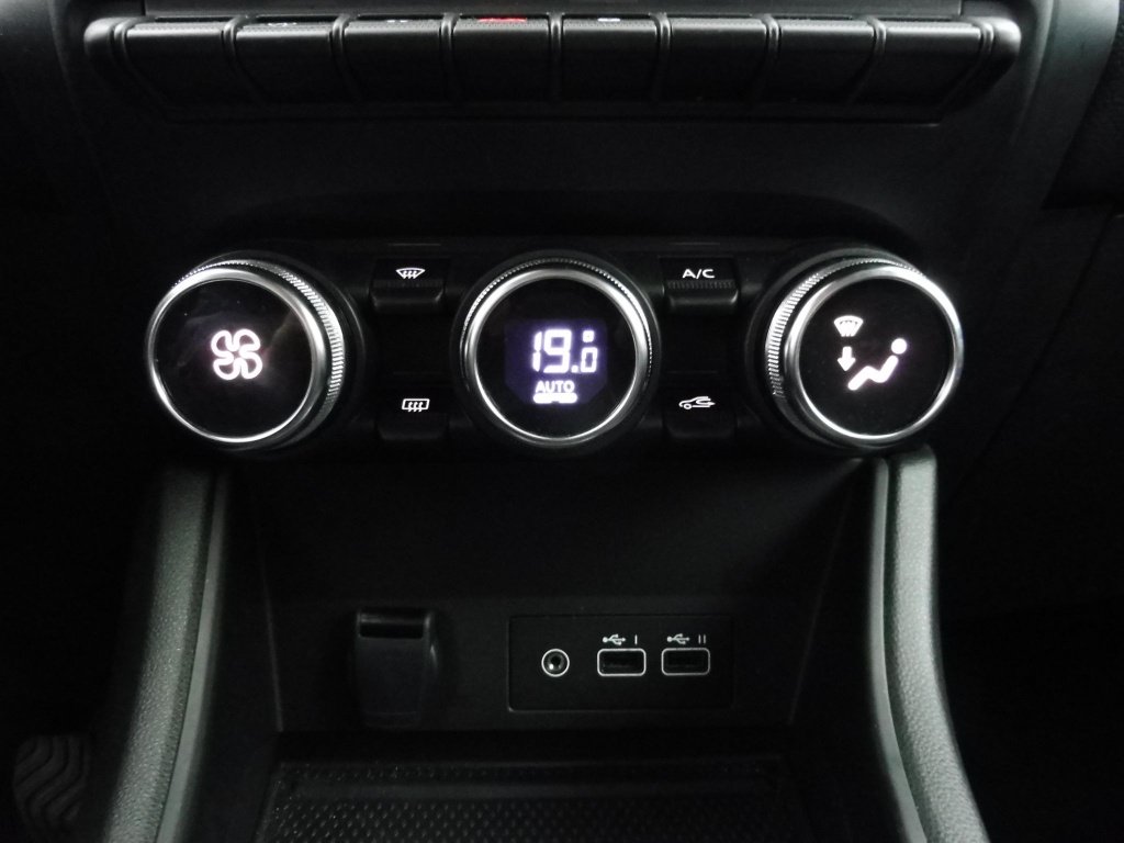 RENAULT Captur 1.0 TCE 90CH TECHNO